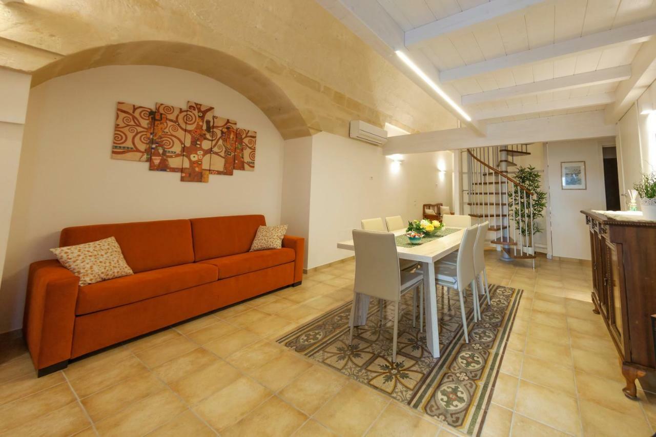 Casa Vacanza L'Alloro 2 Matera Exterior photo